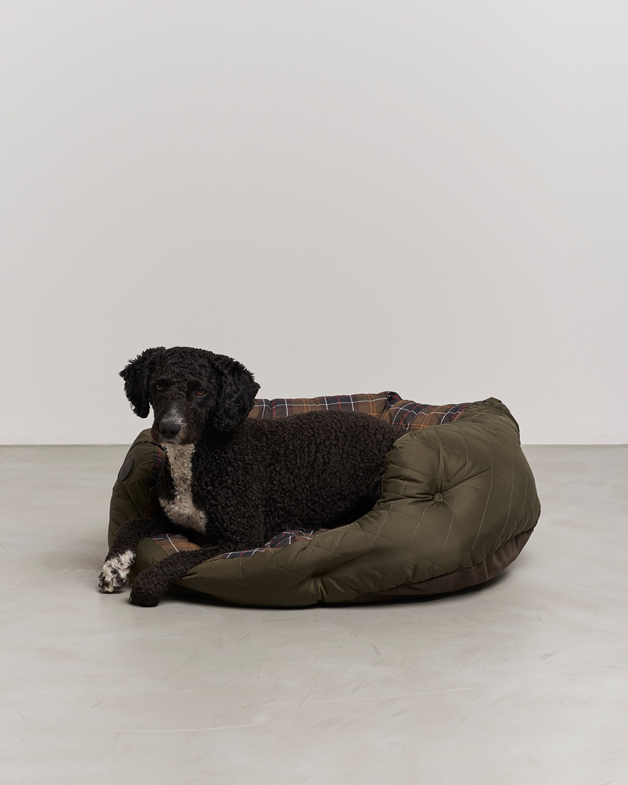 Herre | Barbour | Barbour Lifestyle | Quilted Dog Bed 30' Olive