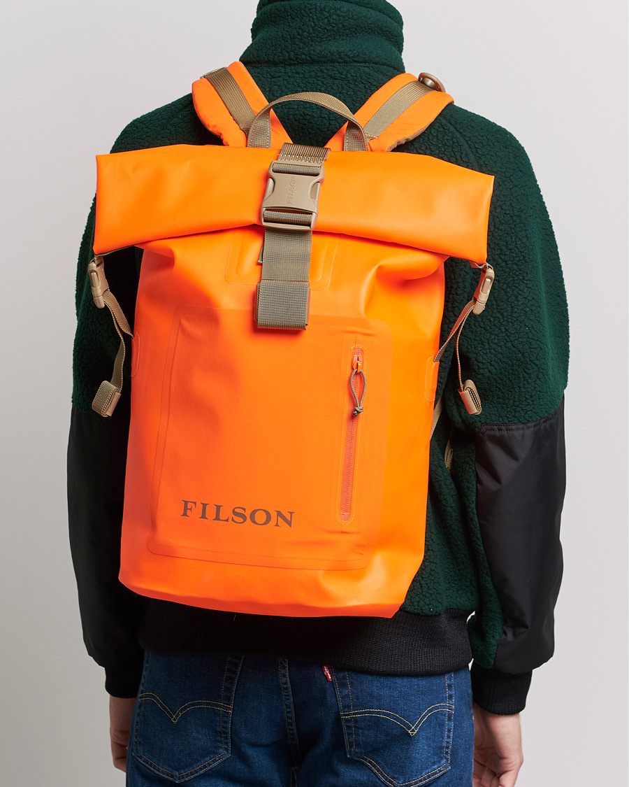 Herre | Active | Filson | Dry Backpack Flame