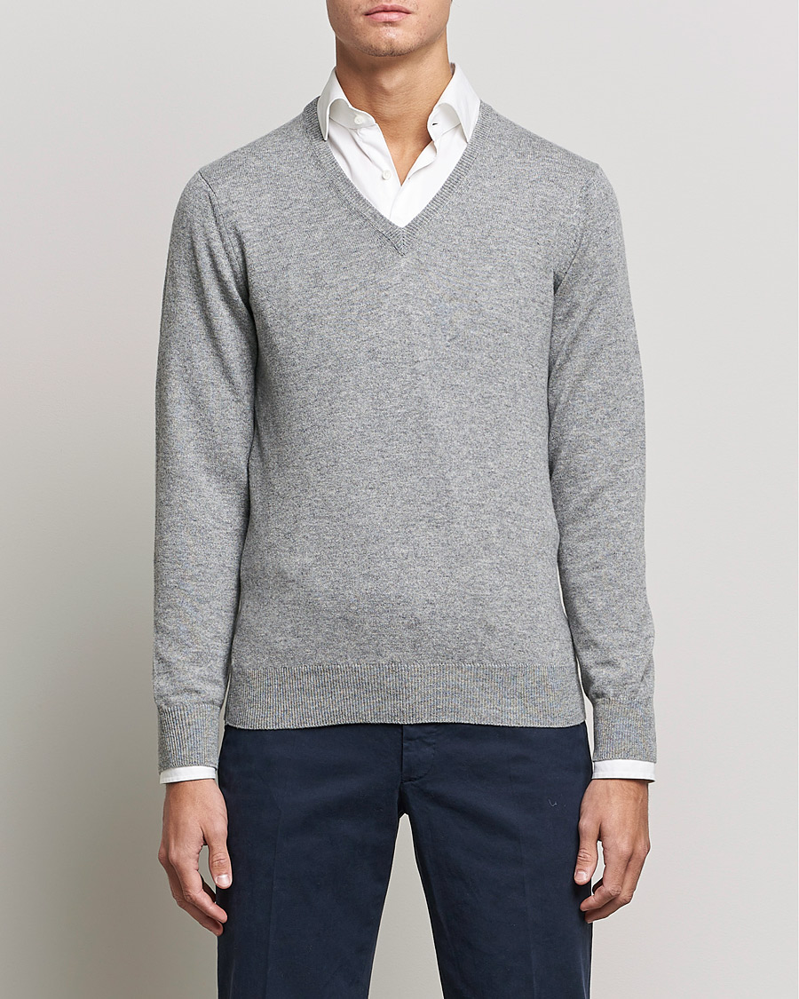 Herre | Pullovers v-hals | Piacenza Cashmere | Cashmere V Neck Sweater Light Grey
