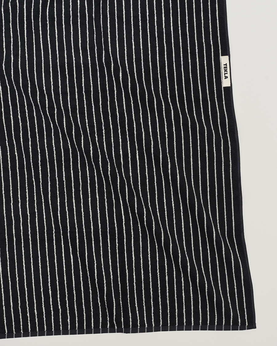 Herre | Håndklær | Tekla | Organic Terry Bath Towel Black Stripe