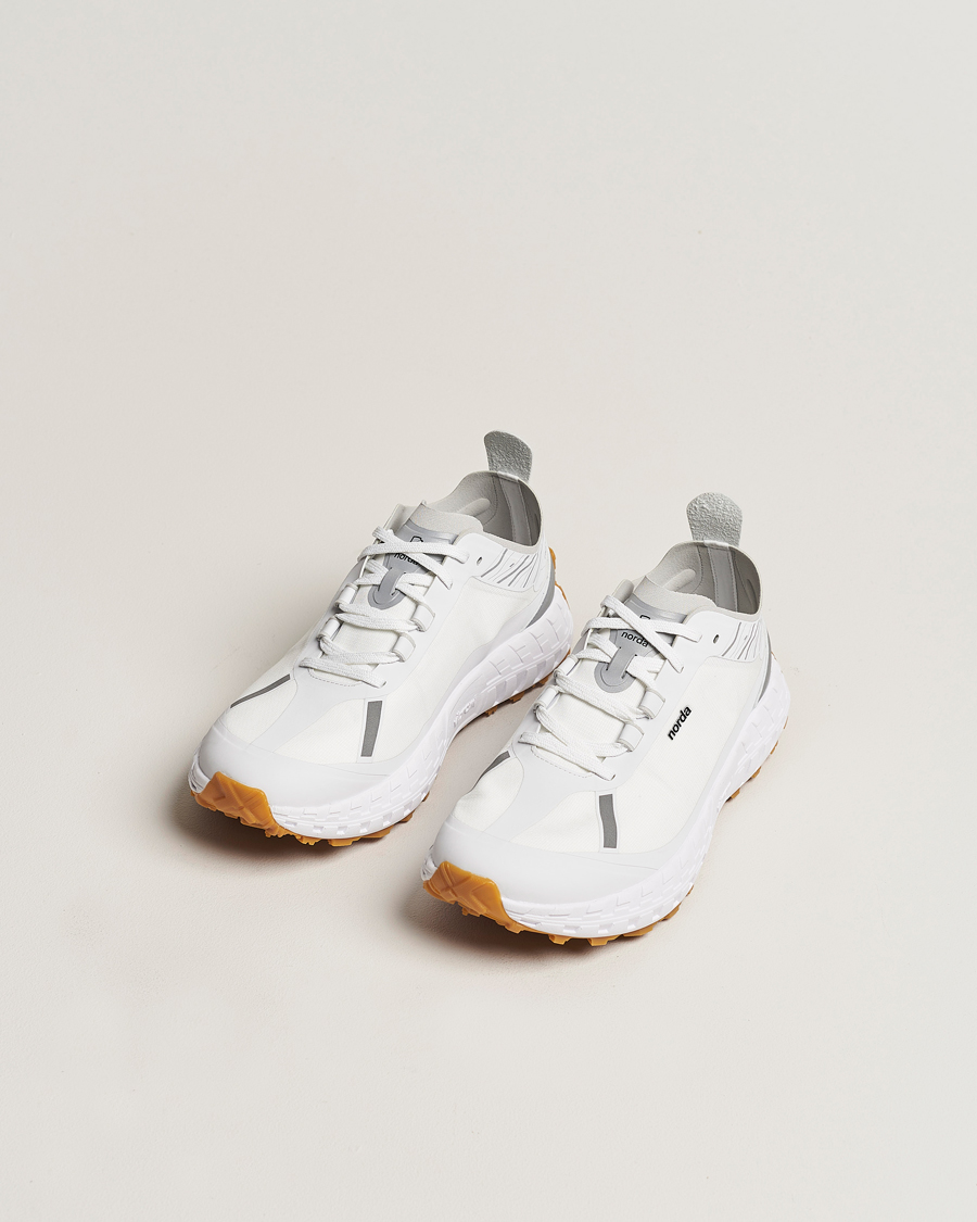 Herre | Tursko | Norda | 001 Running Sneakers White/Gum