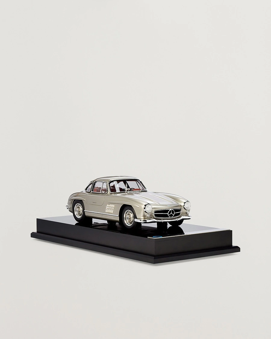 Herre | Gaver | Ralph Lauren Home | 1955 Mercedes Gullwing Coupe Model Car Silver