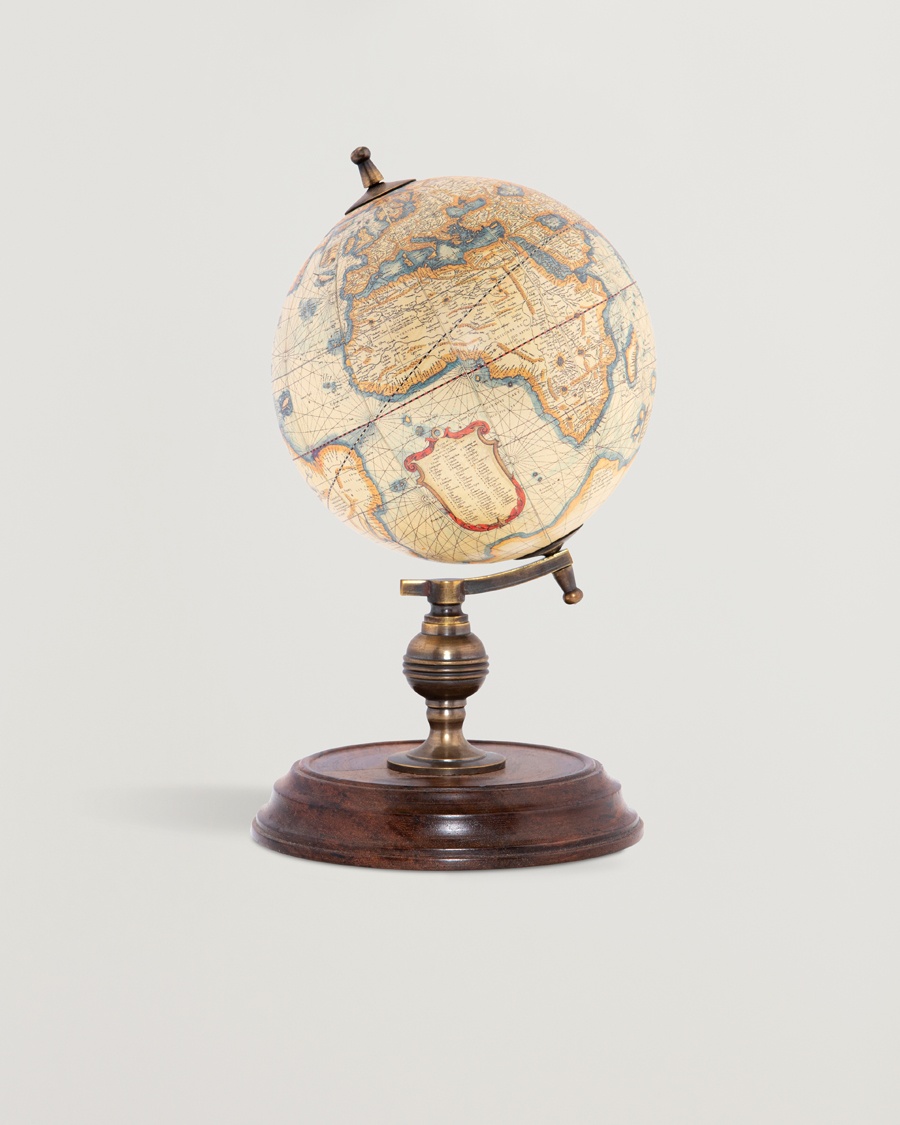 Herre | | Authentic Models | Student Globe