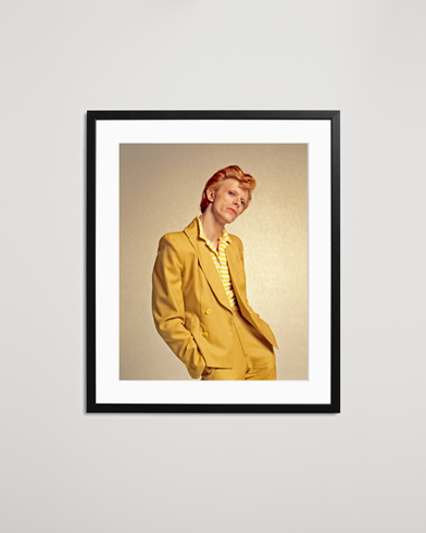 Herre | Bilder | Sonic Editions | Framed David Bowie In Yellow Suit 