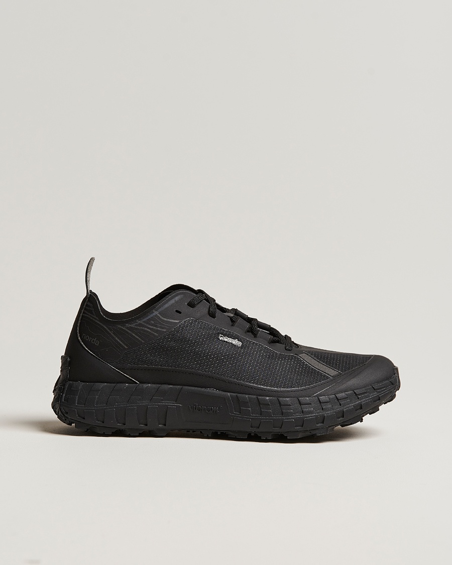Norda 001 Running Sneakers Stealth Black – Svart