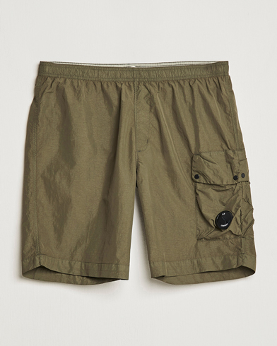 Herre |  | C.P. Company | Flatt Nylon Garment Dyed Shorts Olive