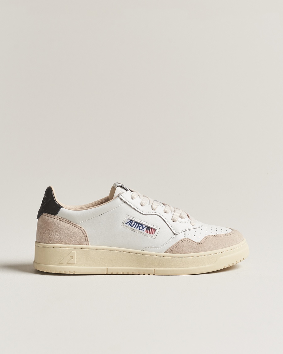 Herre | Sko i mokka | Autry | Medalist Low Super Soft Goat Leather Sneaker White/Black