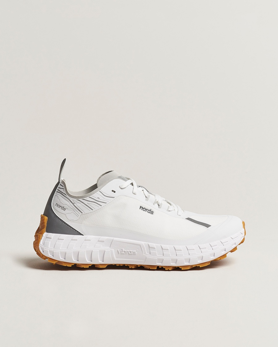 Norda 001 Running Sneakers White/Gum – Hvit