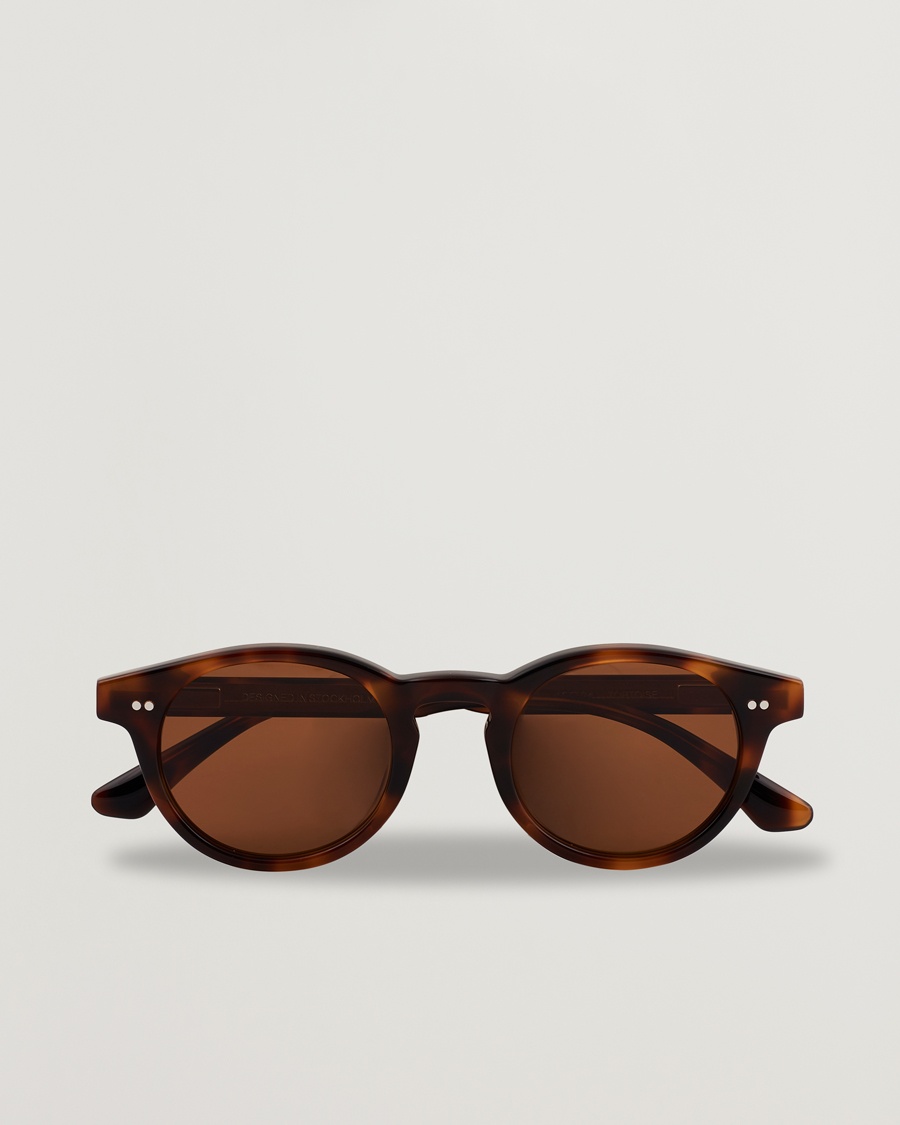  03 Sunglasses Tortoise