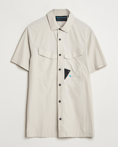 Herre | Kortermede skjorter | Klättermusen | Syn Short Sleeve Function Shirt Silver Creme