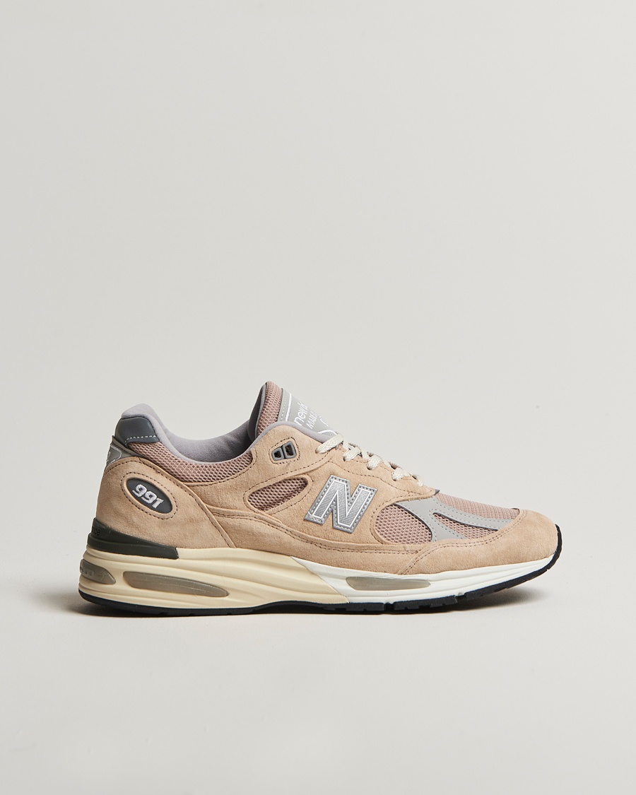 New Balance Made In US & UK New Balance Made in UK 991v2 Sneakers Sand – Beige