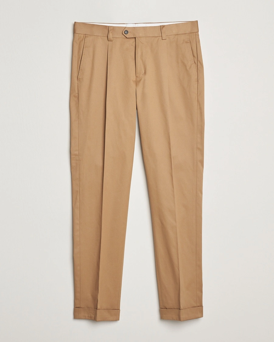 Herre | Jakke og bukse | Tiger of Sweden | Tenuta Pleated Cotton Trousers Beige