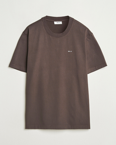 Herre | Nytt i butikken | NN07 | Adam Logo Crew Neck T-Shirt Coffee