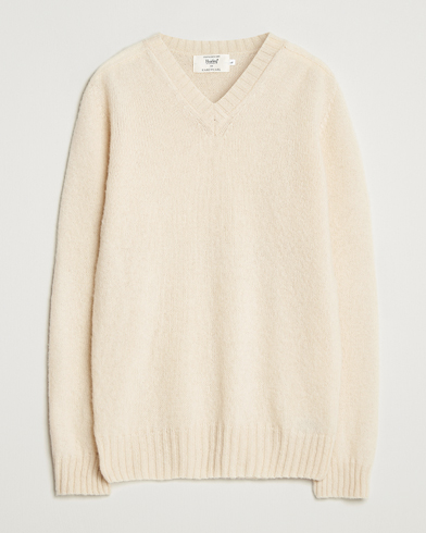 Harley Of Scotland for Care of Carl Harley Of Scotland Brushed Supersoft Lambswool V-Neck Vanilla – Hvit