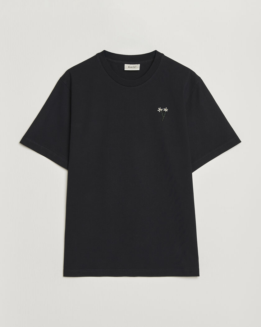 Forét Posy T-Shirt Black – Svart