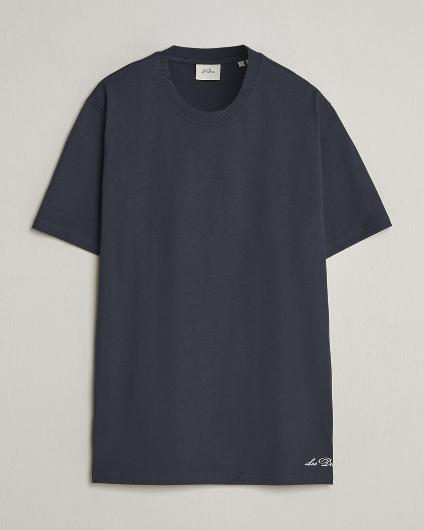 LES DEUX Ben Artist T-Shirt Navy – Blå