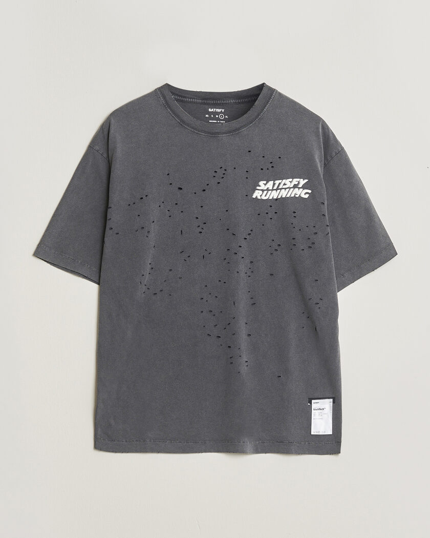 Satisfy MothTech Small Logo T-Shirt Aged Black – Svart