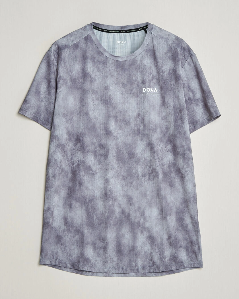 DOXA Rerun Short Sleeve T-Shirt Stone – Grå