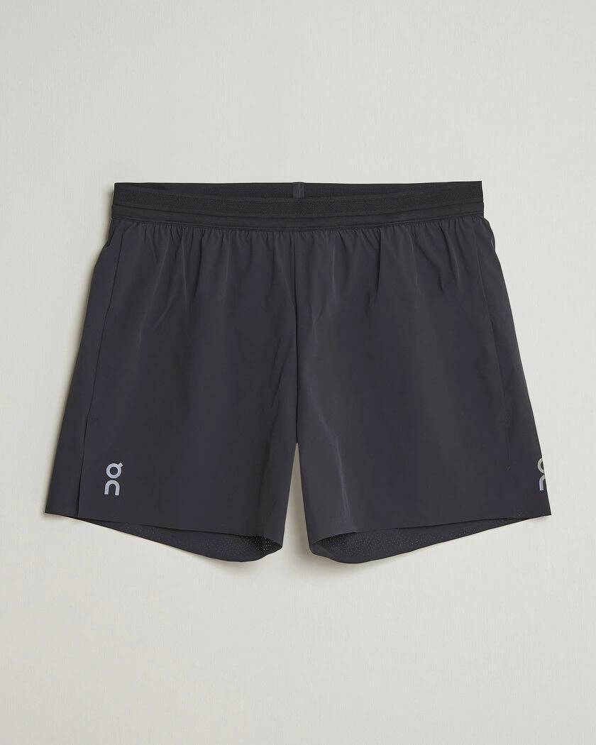 On 5 Inch Performance Shorts Black – Svart