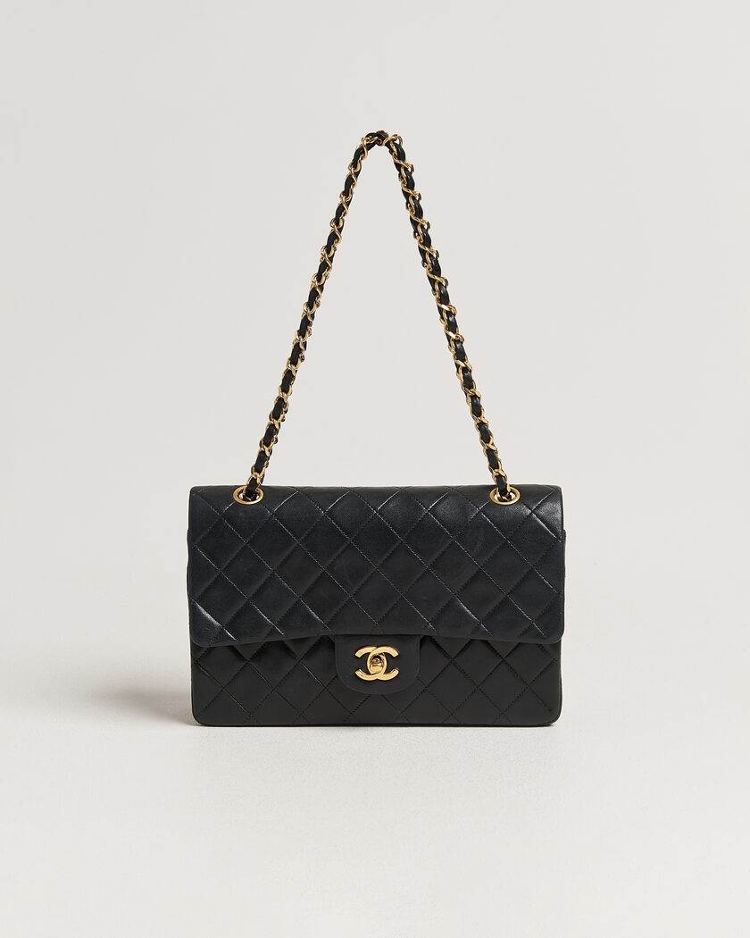  Chanel Pre-Owned Classic Medium Double Flap Bag Lambskin Black – Svart