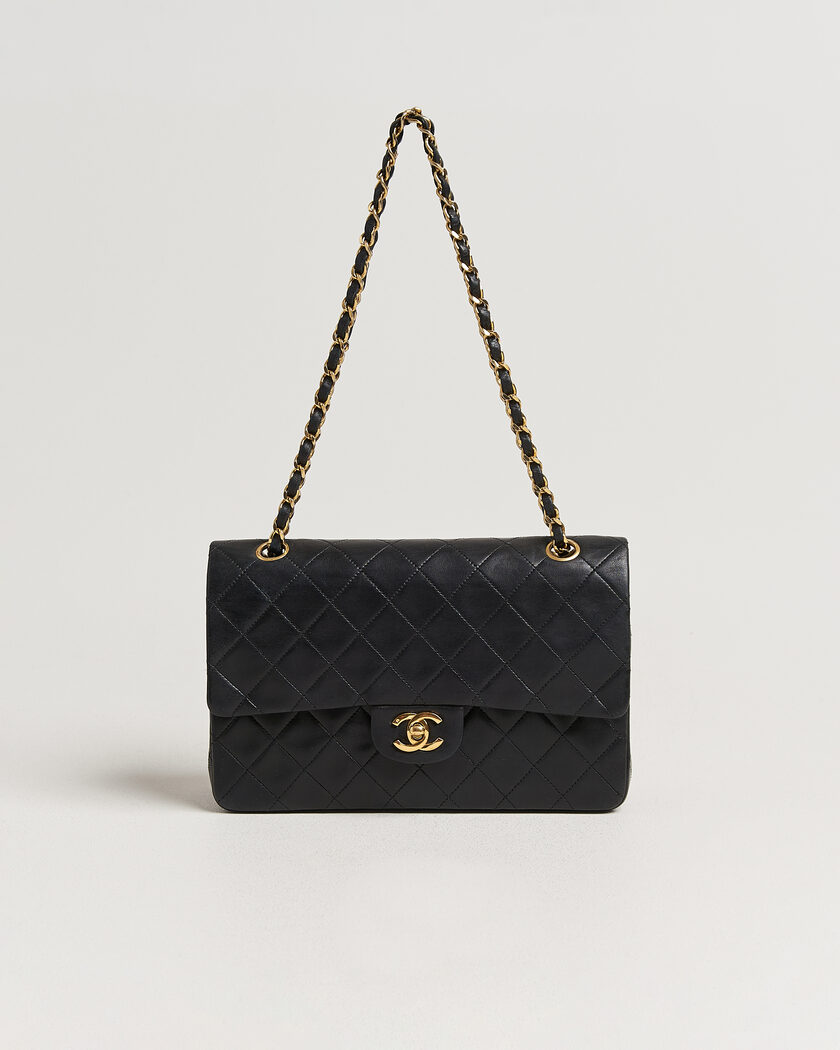 Chanel Pre-Owned Classic Medium Double Flap Bag Lambskin Black – Svart