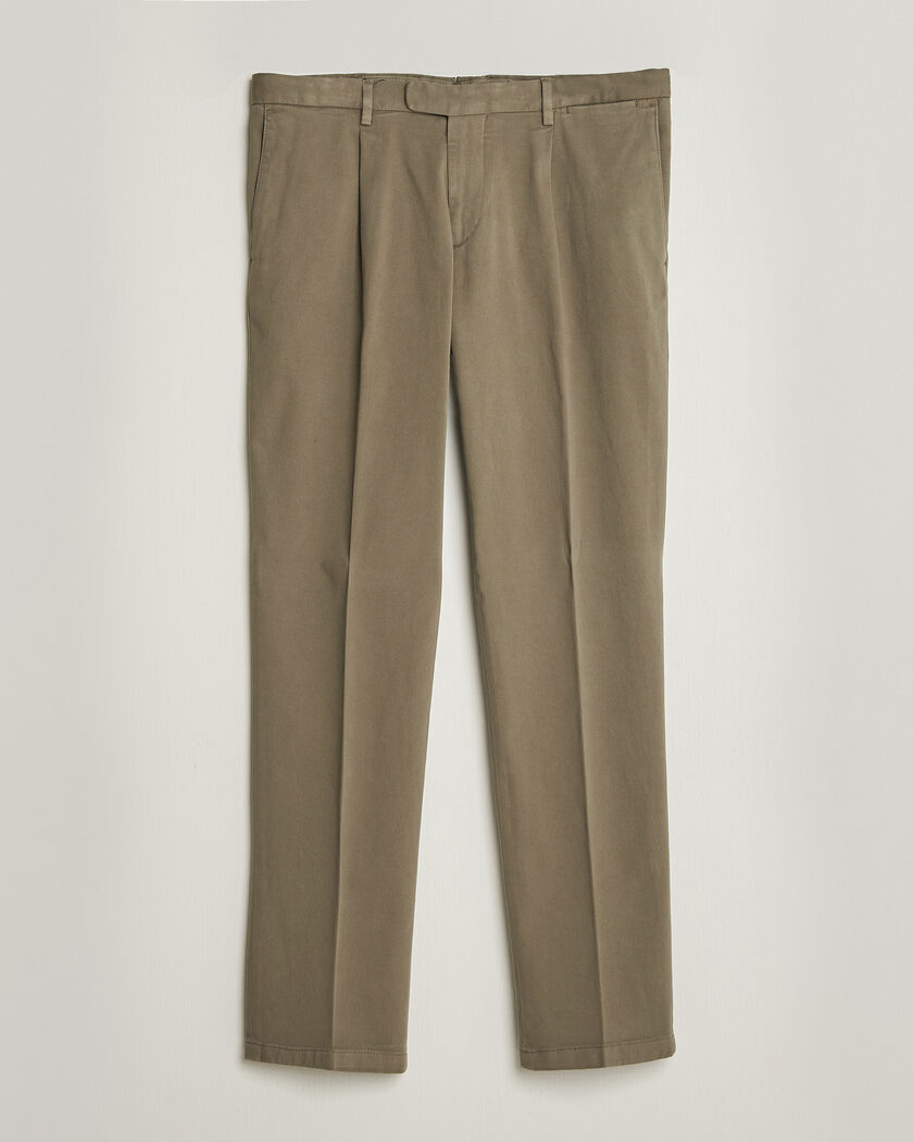 Boglioli Pleated Cotton Twill Chinos Olive – Grønn