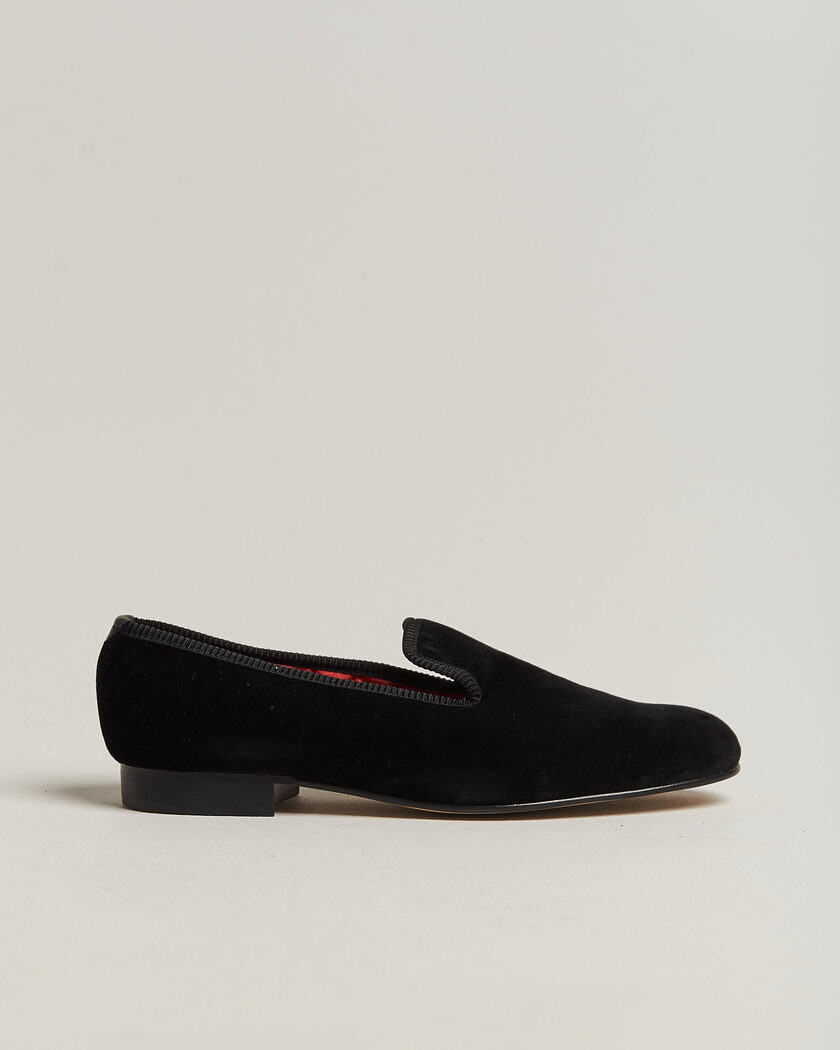 Bowhill & Elliott Plain Albert Pump Black Velvet – Svart