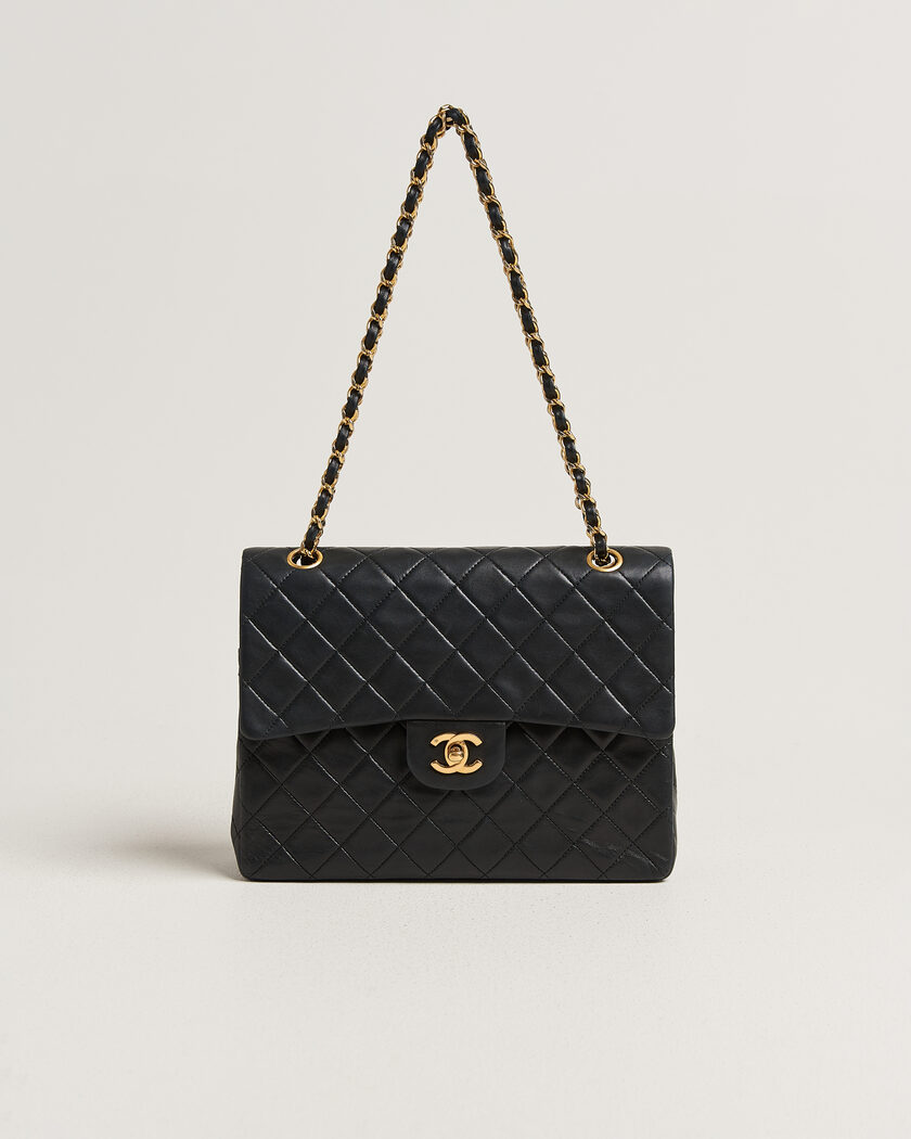 Chanel Pre-Owned Classic Medium Square Double Flap Bag Lambskin Black – Svart