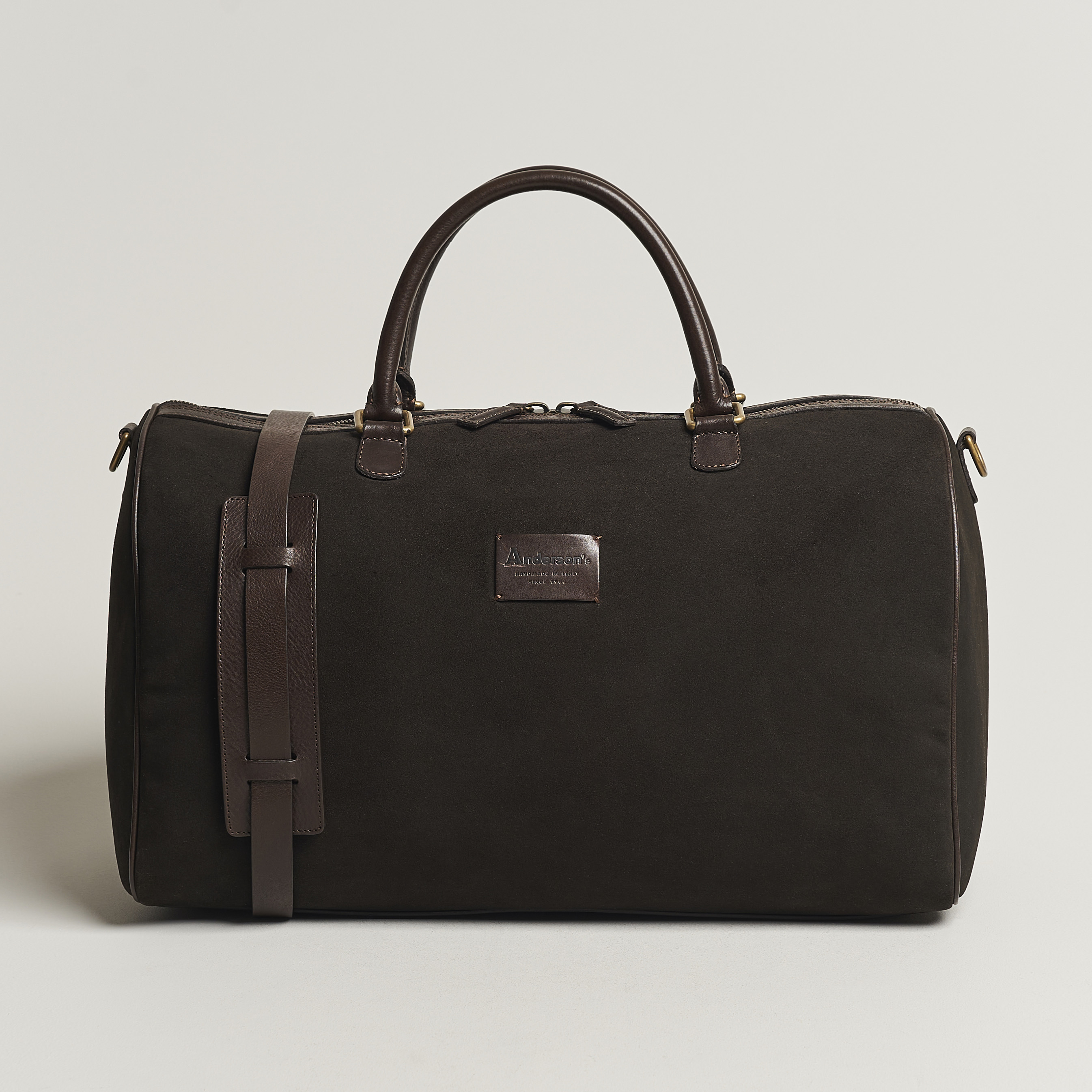 Anderson s Boston Suede Weekendbag Brown Brown hos CareOfCarl.no