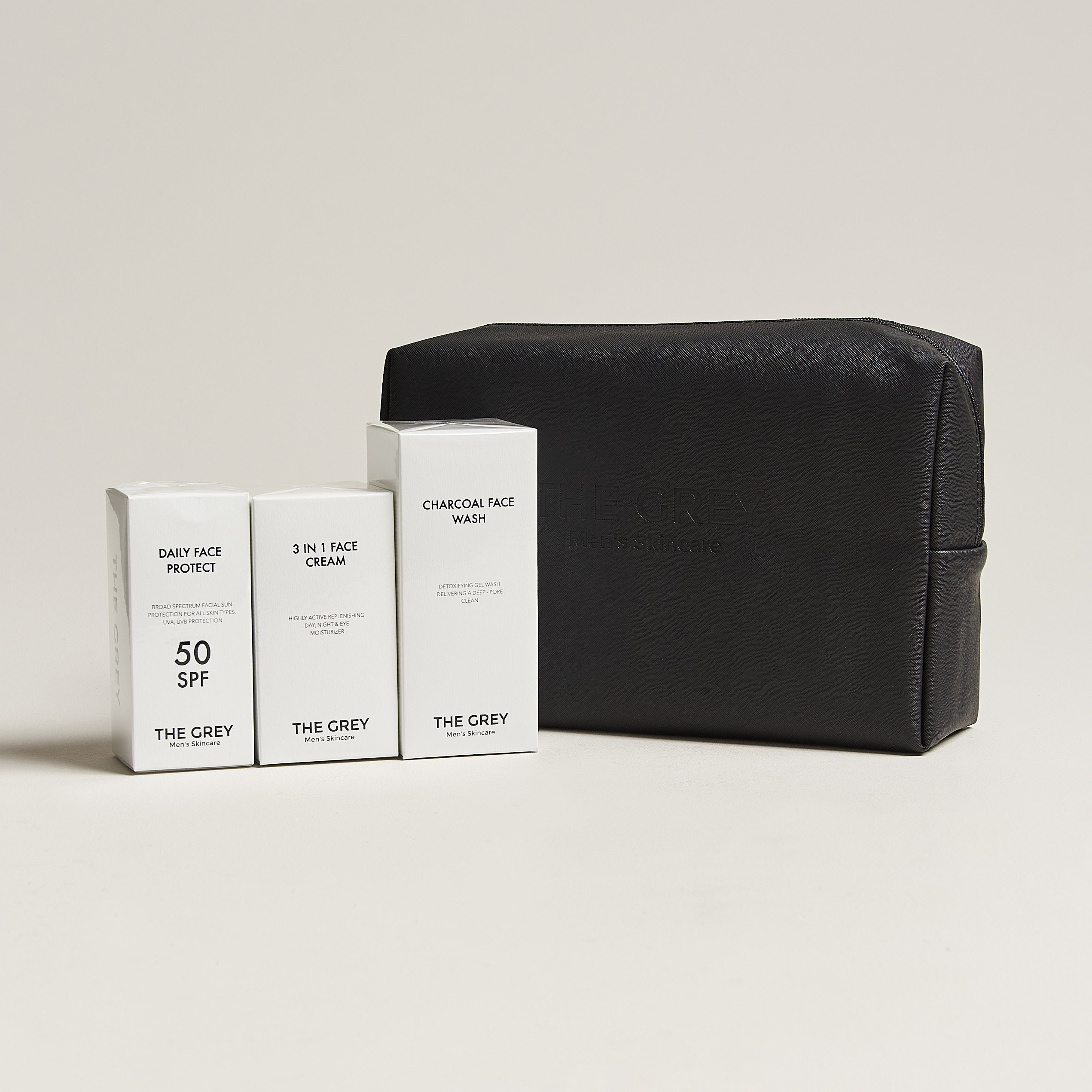 THE GREY The Essential Set hos CareOfCarl.no
