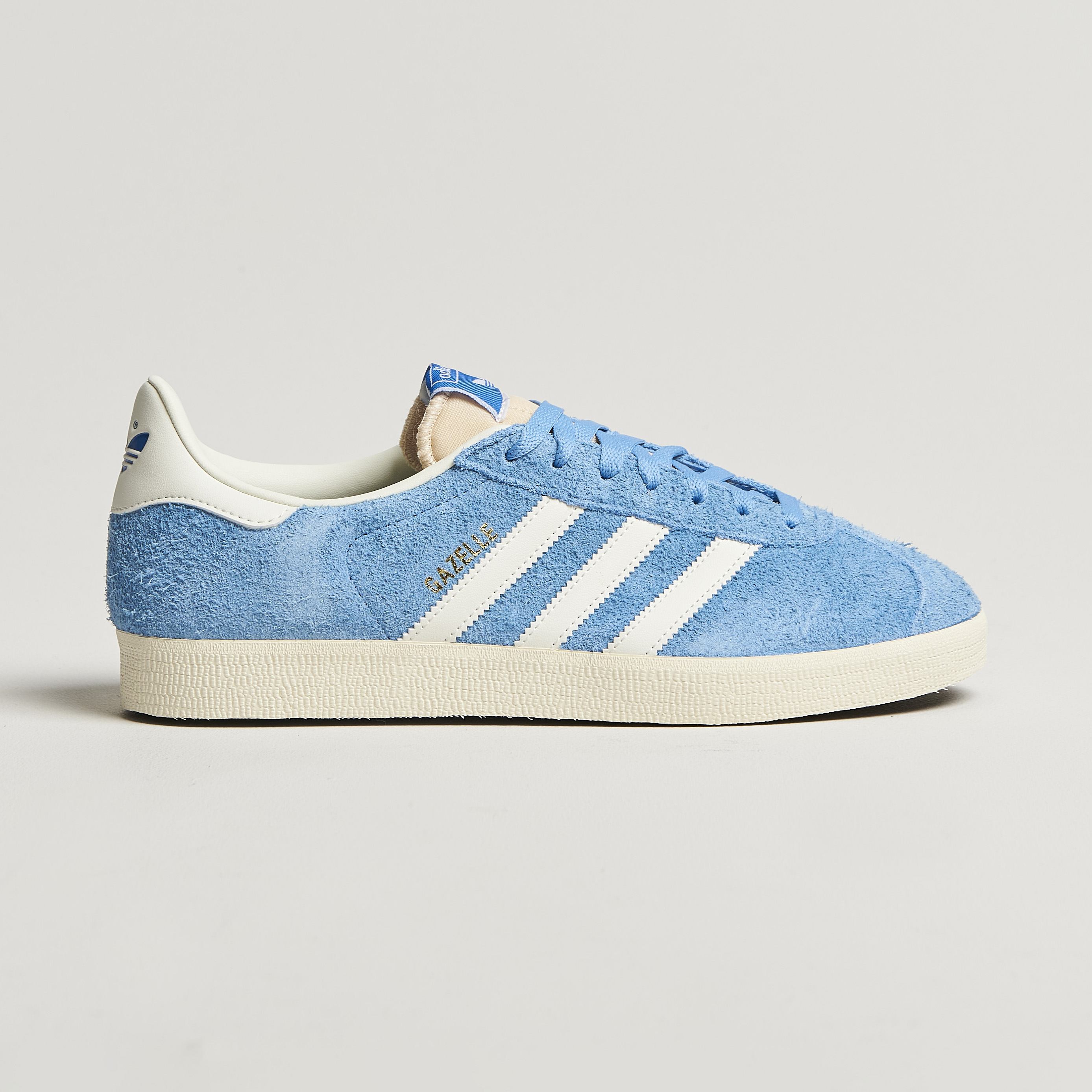 Erstaunlich Adidas Blue Gazelles Bilder