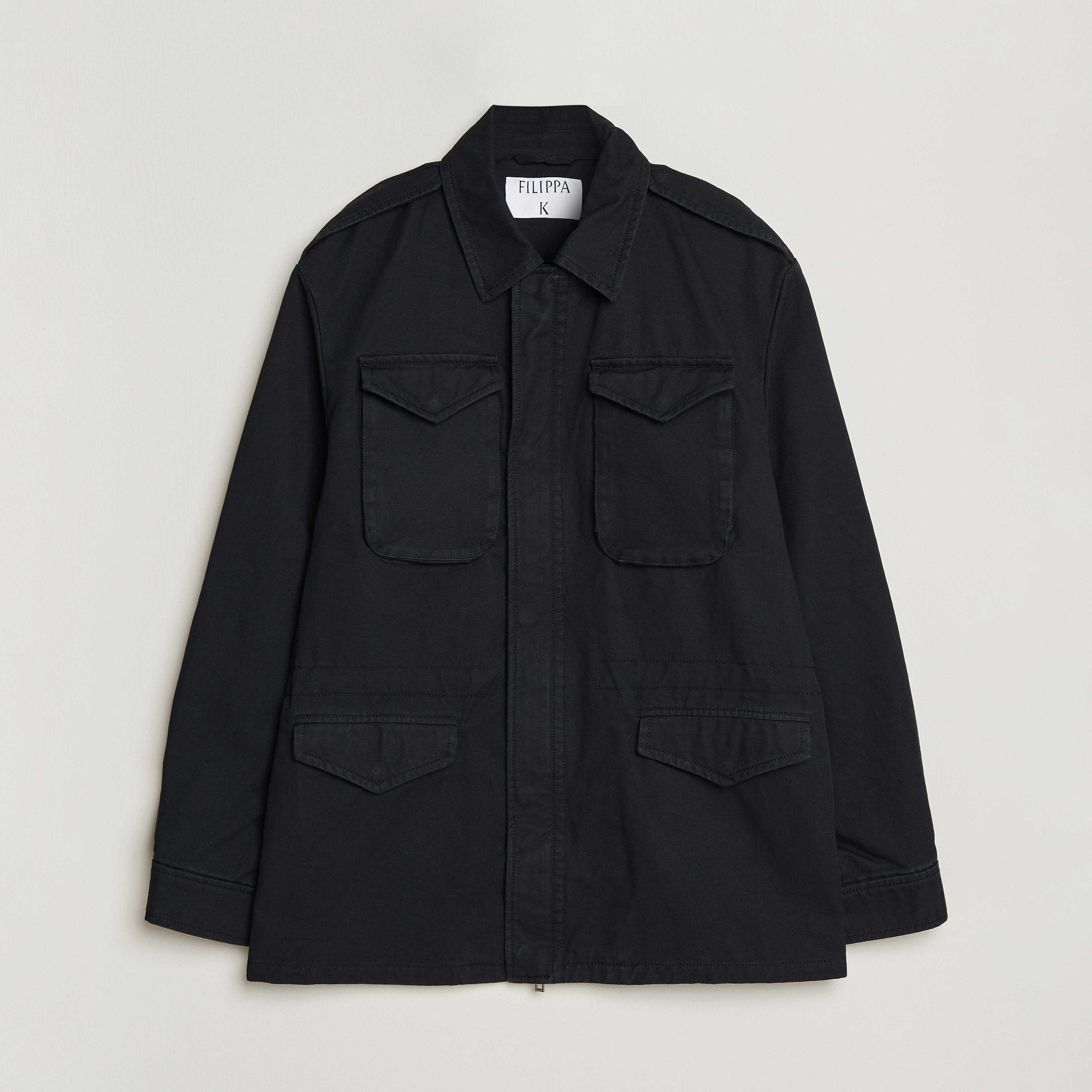 Floppa Jacket Filippa K Cotton Field Jacket Black hos CareOfCarl.no