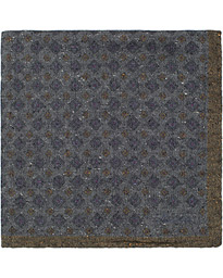  Medallion Wool Pocket Square Grey