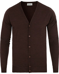  Petworth Merino Cardigan Chestnut