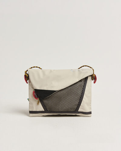Klättermusen Hrid WP 1,5L Accessory Bag Silver Creme