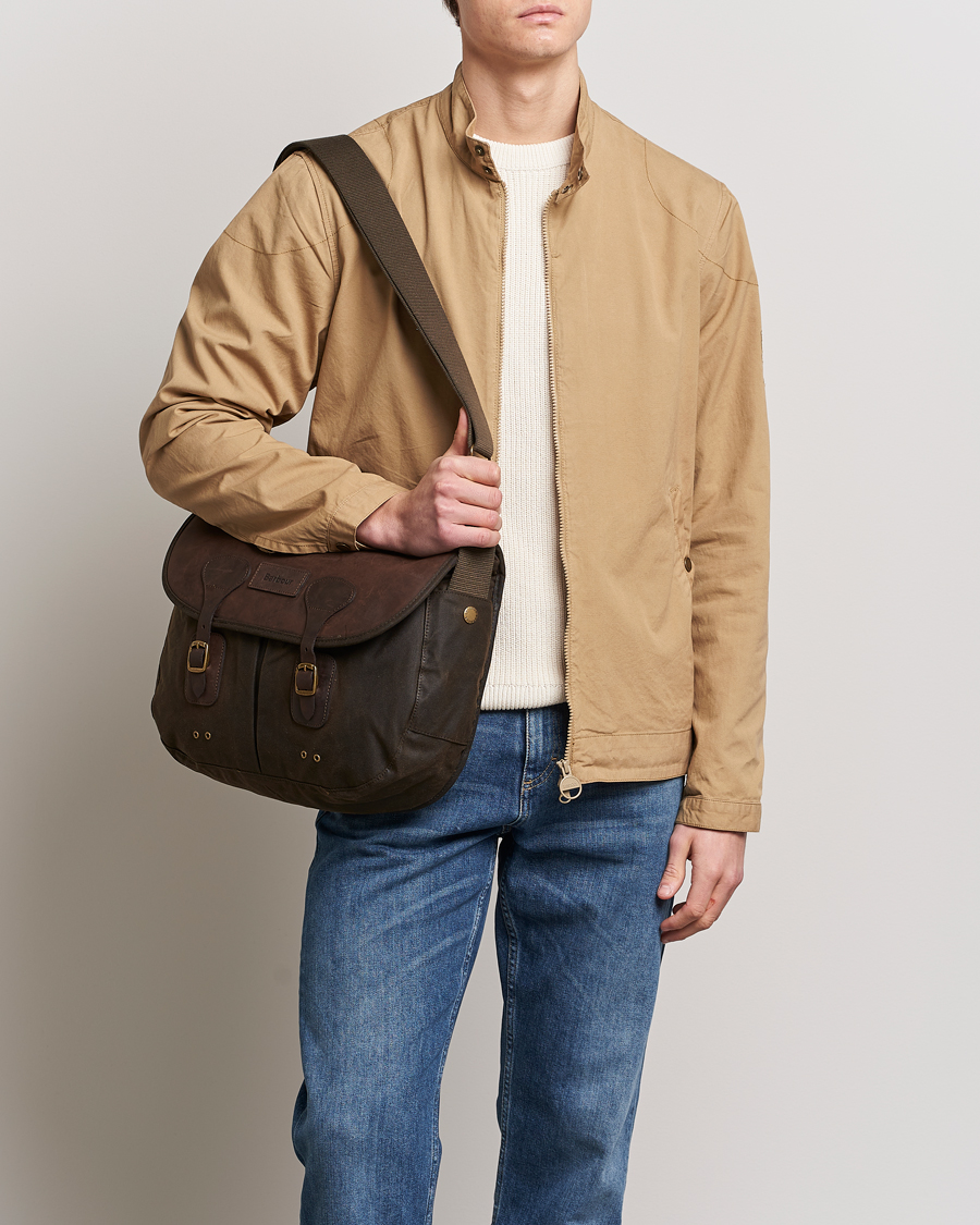 Herre | Skuldervesker | Barbour Lifestyle | Wax Leather Tarras Olive