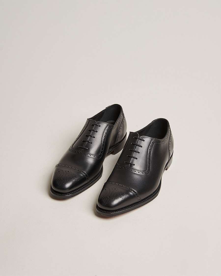 Herre | Sko | Loake 1880 | Strand Brogue Black Calf