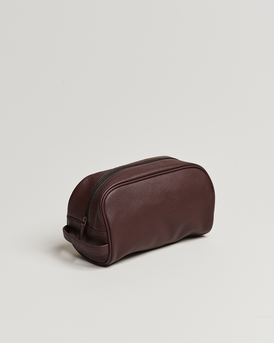 Herre | Barbour Lifestyle Leather Washbag Dark Brown | Barbour Lifestyle | Leather Washbag Dark Brown