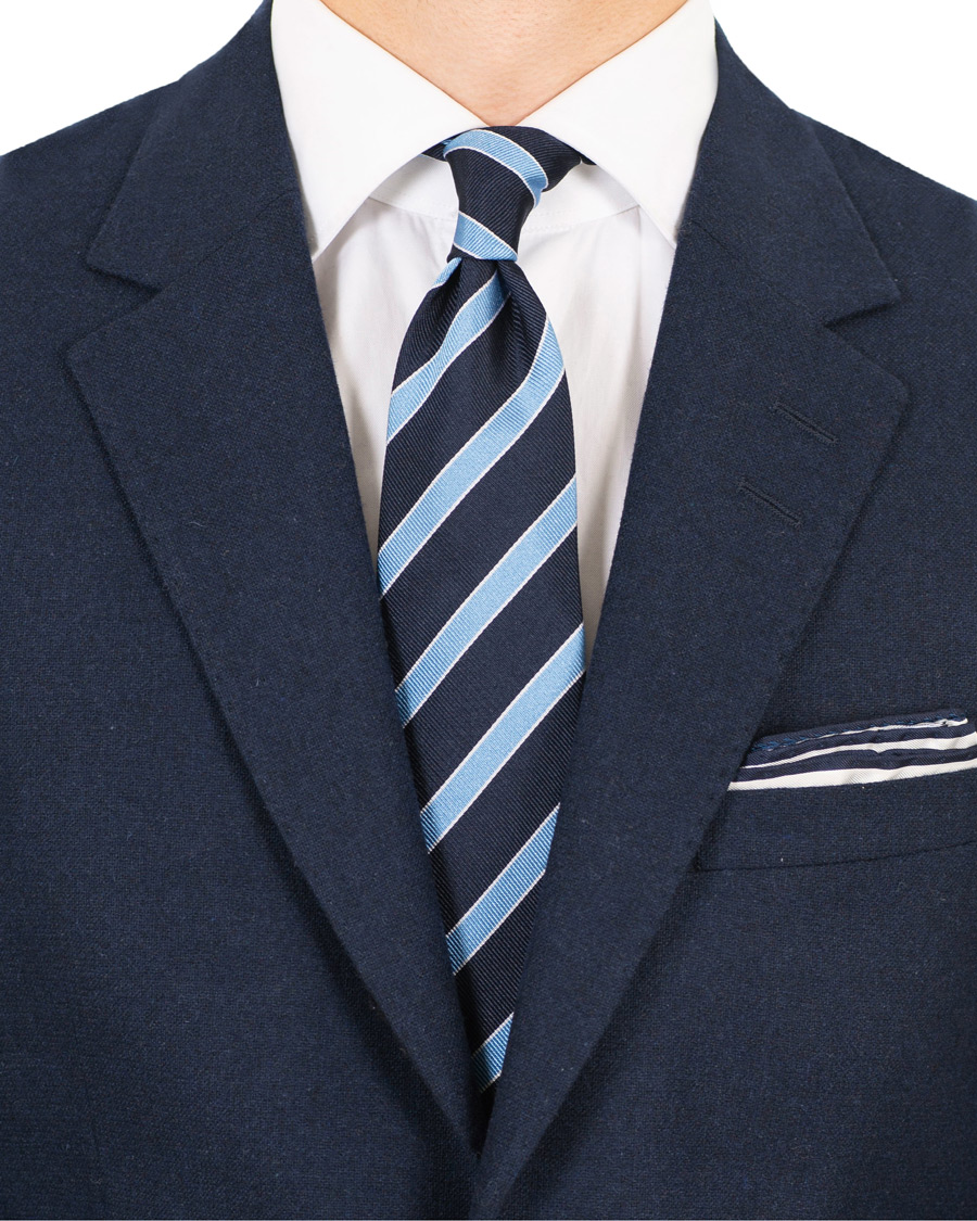 Herre | Amanda Christensen Club Stripe Tie 8 cm Navy/Sky/White | Amanda Christensen | Club Stripe Tie 8 cm Navy/Sky/White
