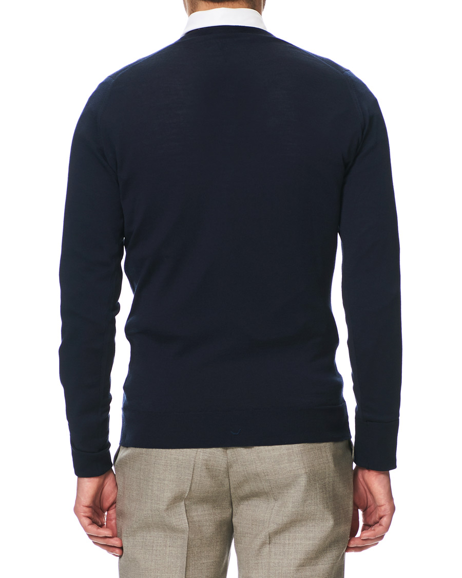 Herre | Gensere | John Smedley | Bobby Extra Fine Merino V-Neck Pullover Midnight