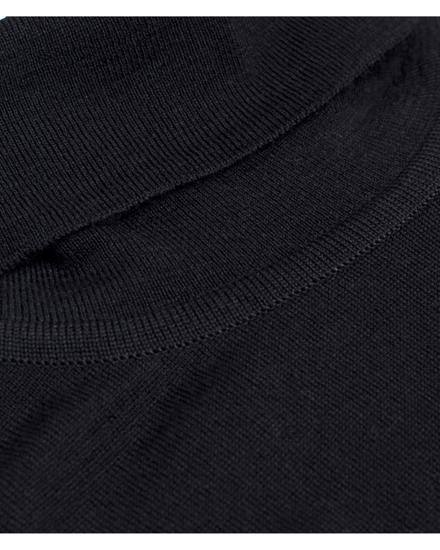 Herre | Gensere | John Smedley | Belvoir Roll Neck Black