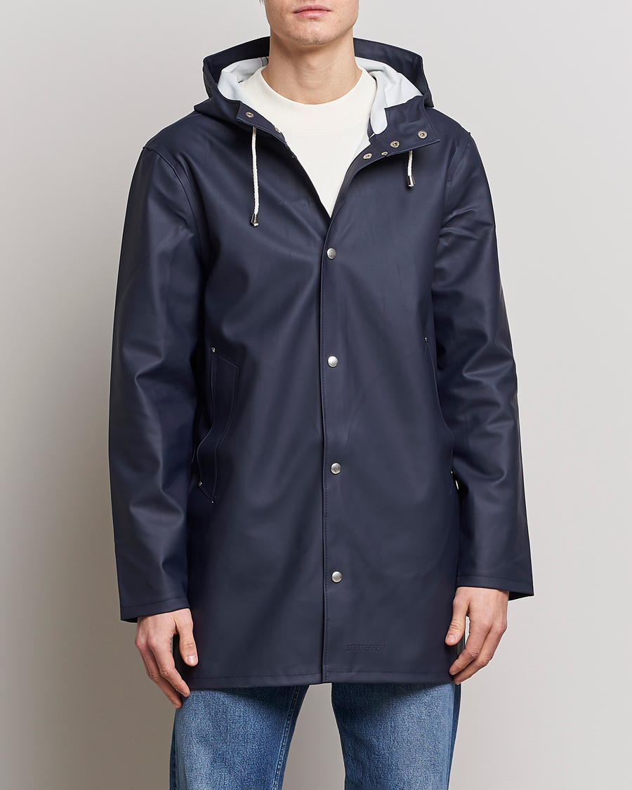 Herre | Vårjakker | Stutterheim | Stockholm Raincoat Navy