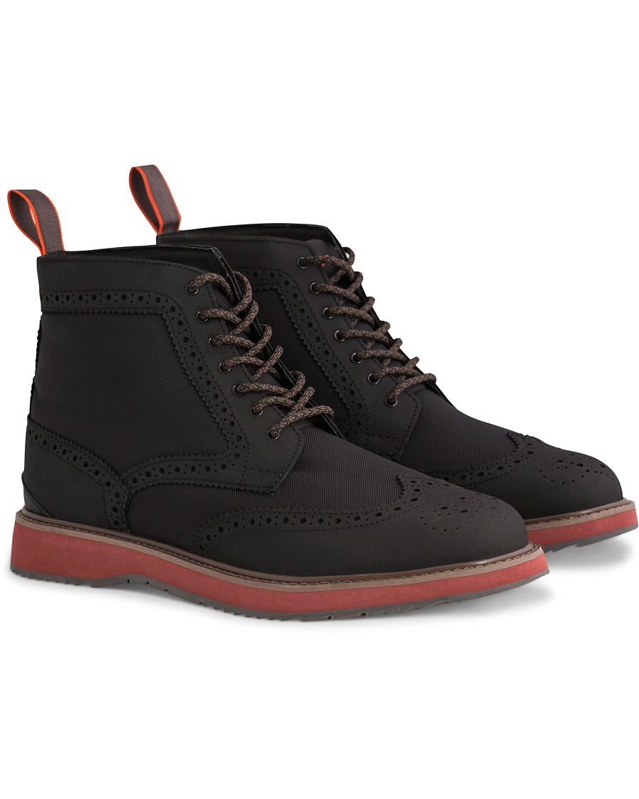 swims barry brogue