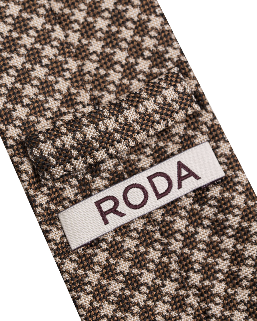 Herre | Roda Silk 8 cm Houndstooth Tie Brown | Roda | Silk 8 cm Houndstooth Tie Brown