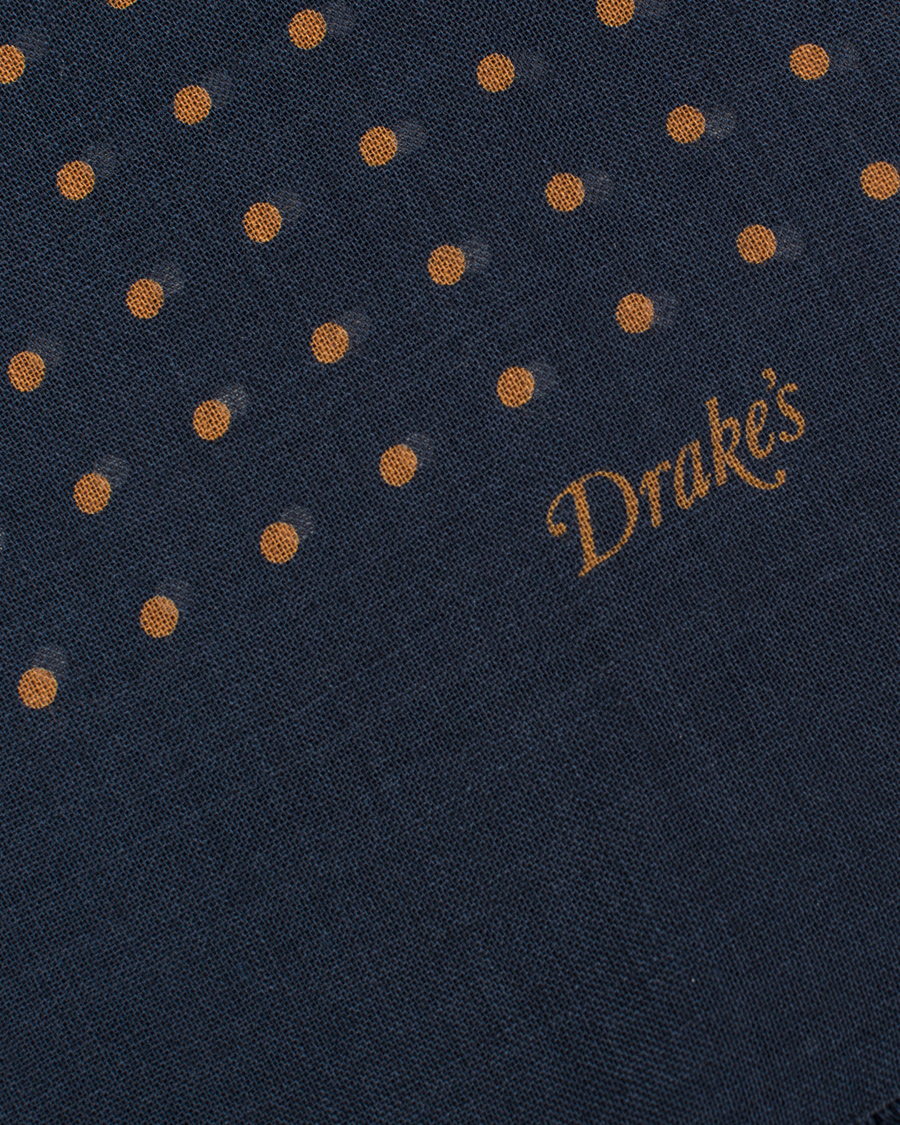 Herre | Drake's Classic Spot Wool/Silk Print Scarf Navy | Drake's | Classic Spot Wool/Silk Print Scarf Navy