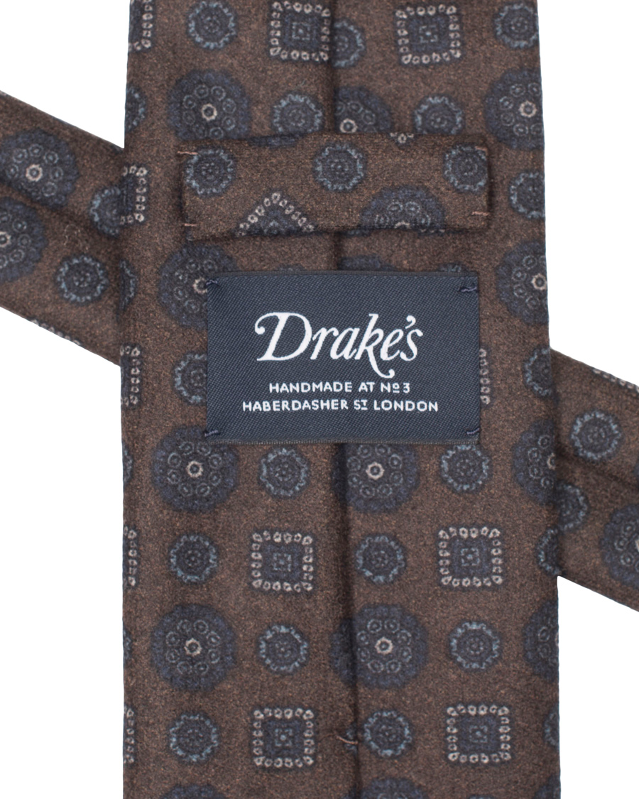 Herre | Drake's Medallion Wool/Flannel 8 cm Tie Brown | Drake's | Medallion Wool/Flannel 8 cm Tie Brown