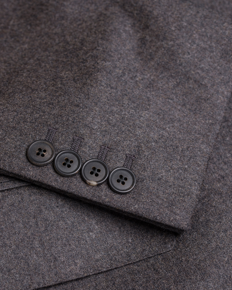Herre | Dresser | Gieves & Hawkes | Peak Lapel Flannel Suit Charcoal