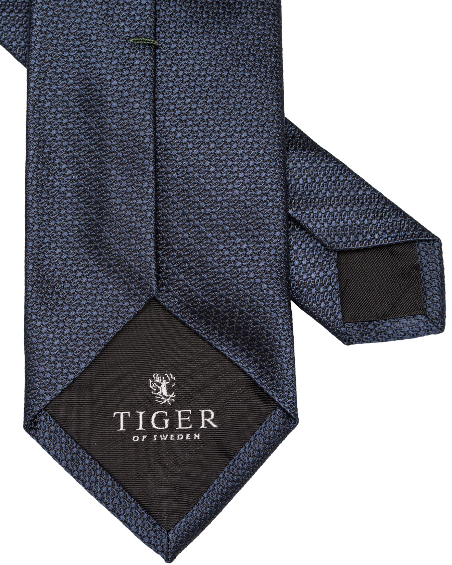 Herre | Tiger of Sweden Hanns 7 cm Silk Tie Dark Navy | Tiger of Sweden | Hanns 7 cm Silk Tie Dark Navy