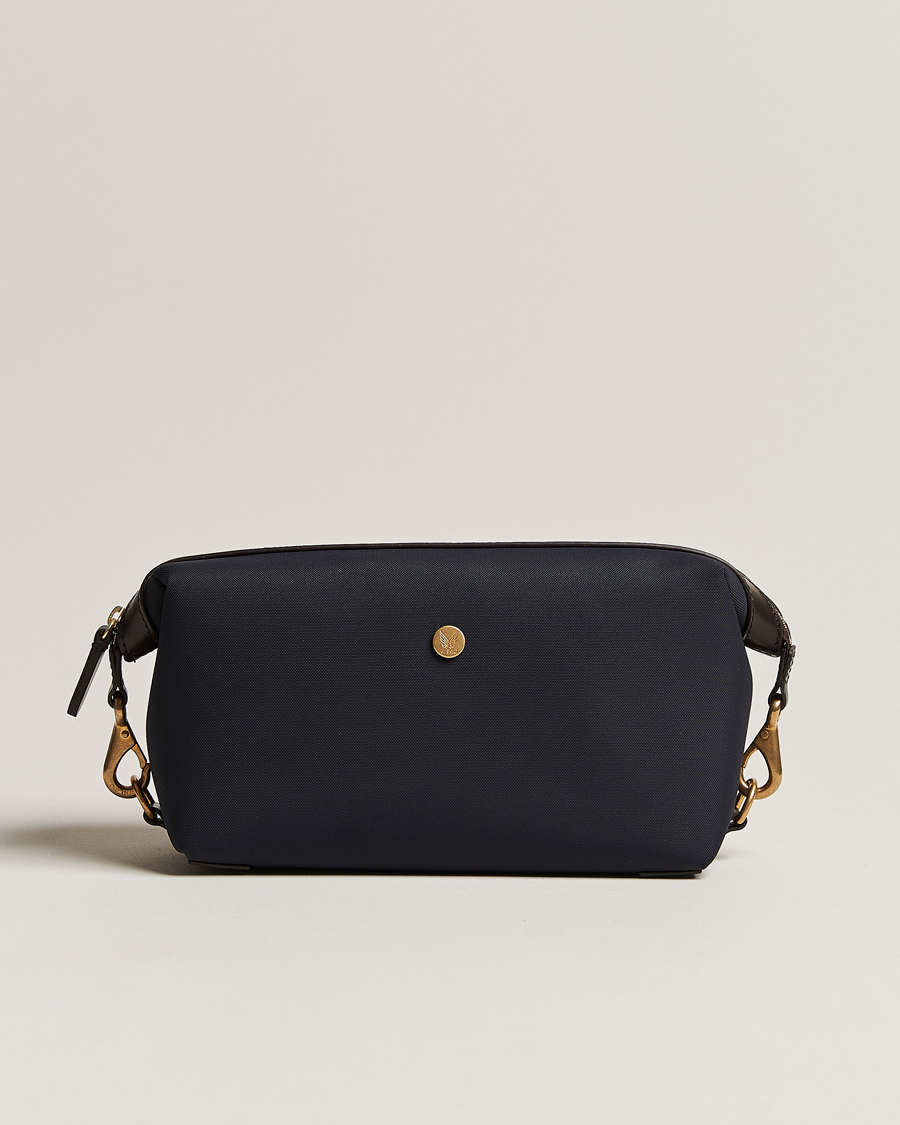 Herre | Vesker | Mismo | M/S Nylon Washbag Navy/Dark Brown