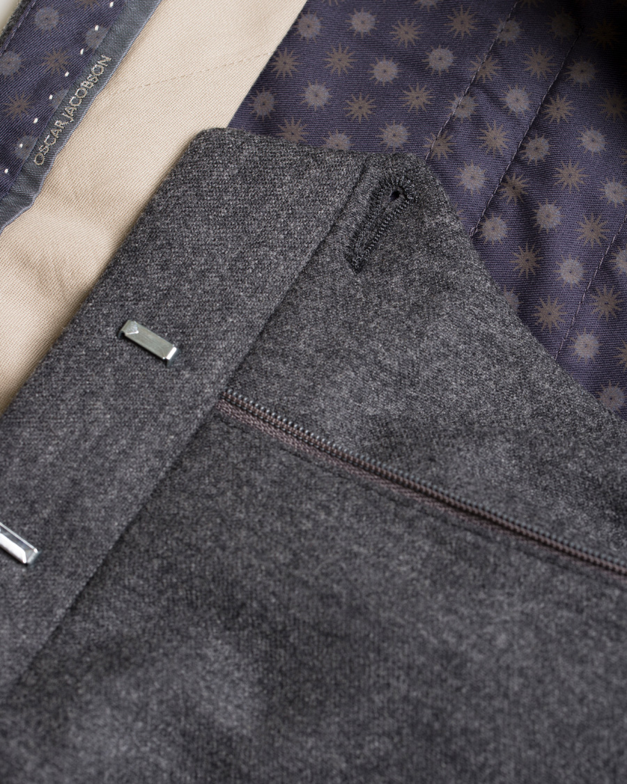 Herre | Bukser | Oscar Jacobson | Dean Turn Up Flannel Trousers Dark Grey